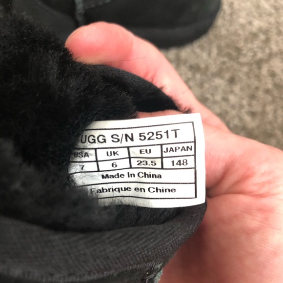 Toddler Size 7 Black Ugg Boots - Picture 5 of 5